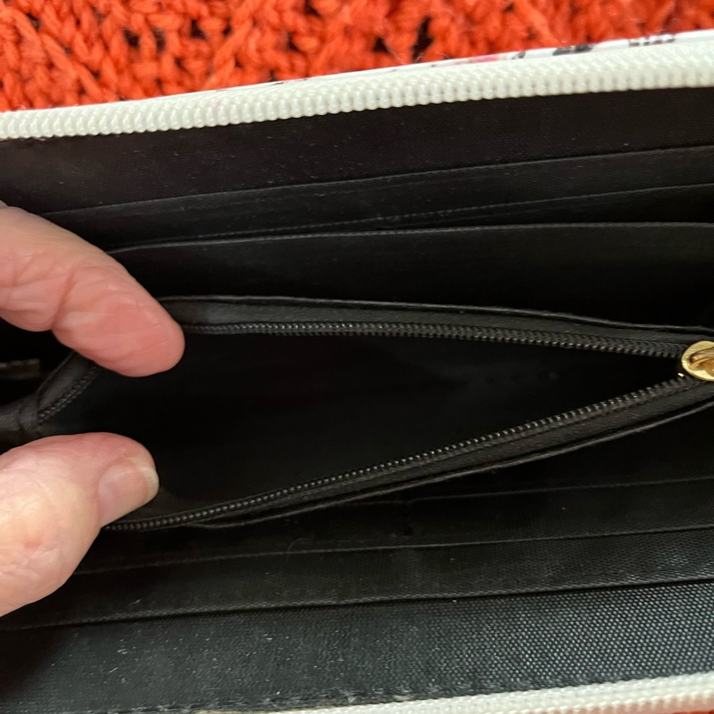 Source Unknown On The Brand, Pre-Loved But Like N… - image 6